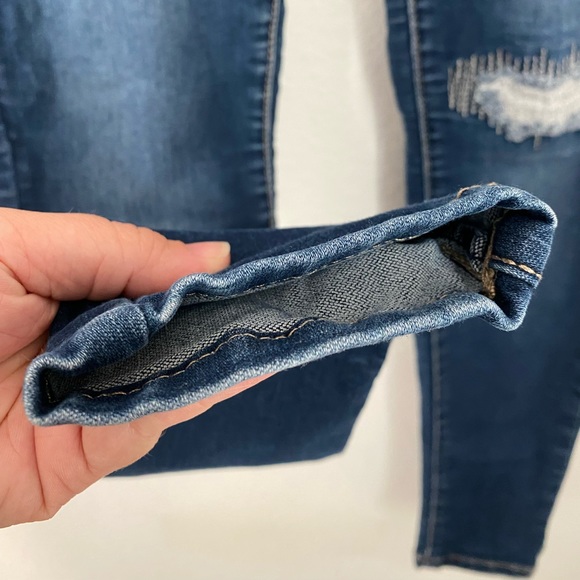 Mudd • Skinny Distressed Dark Blue Stretch Jeans - Picture 9 of 13